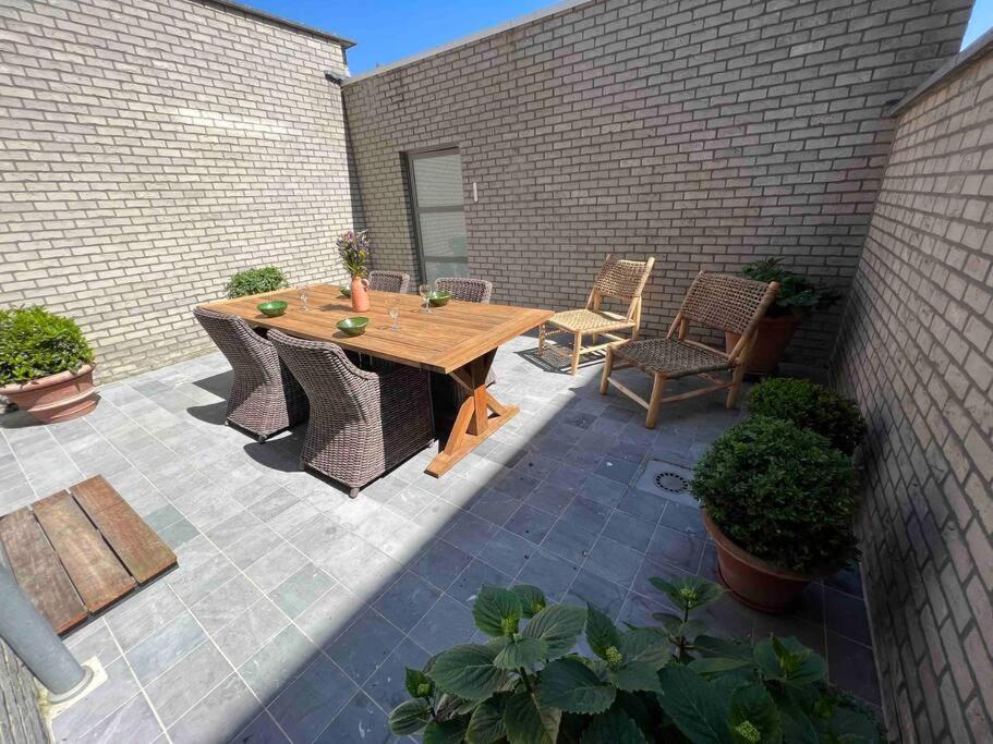Zaalhof Appartement Ypern Exterior foto